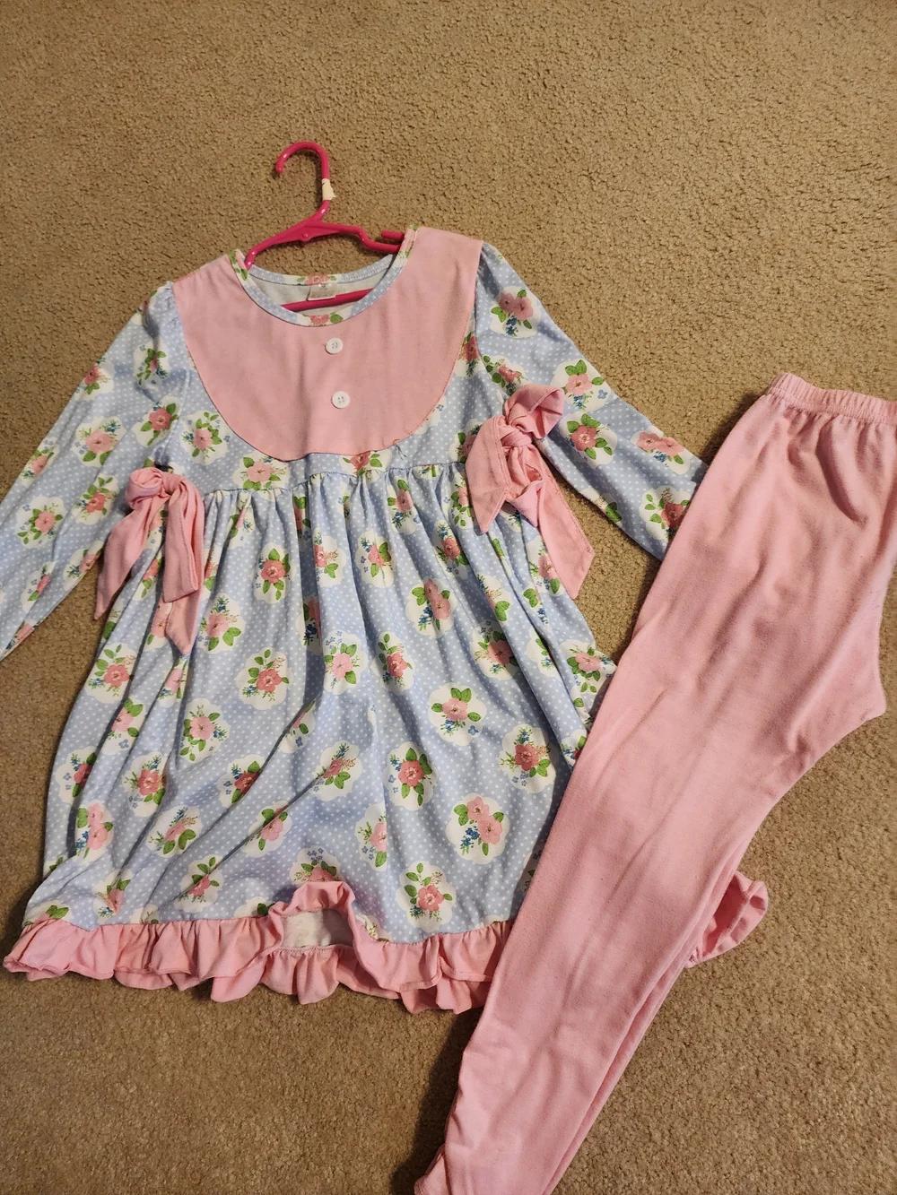 Girls Floral Pink Yoke Two Peice Outfit.